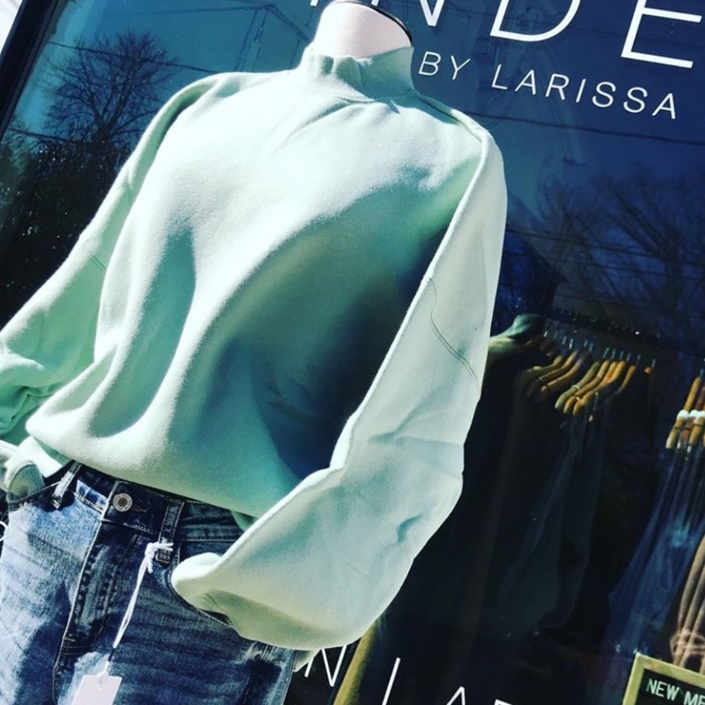 NEW Stylish Mint Sweatshirt